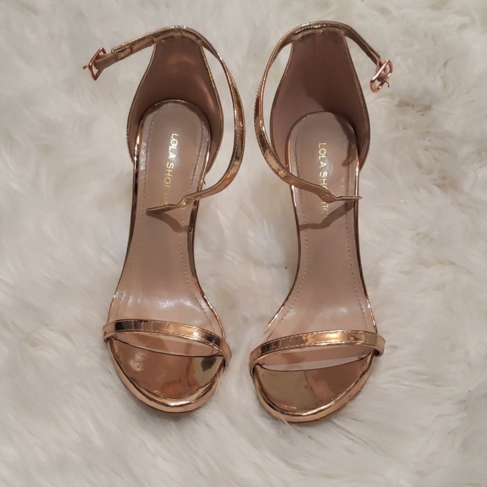 High heel sandals
